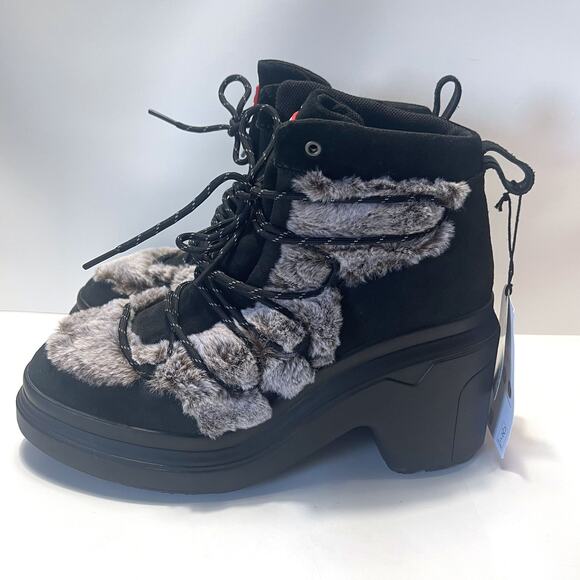 HUNTER NWT Waterproof Faux Fur Trimmed Lace Up Bootie in Black Size 11 - Picture 5 of 11